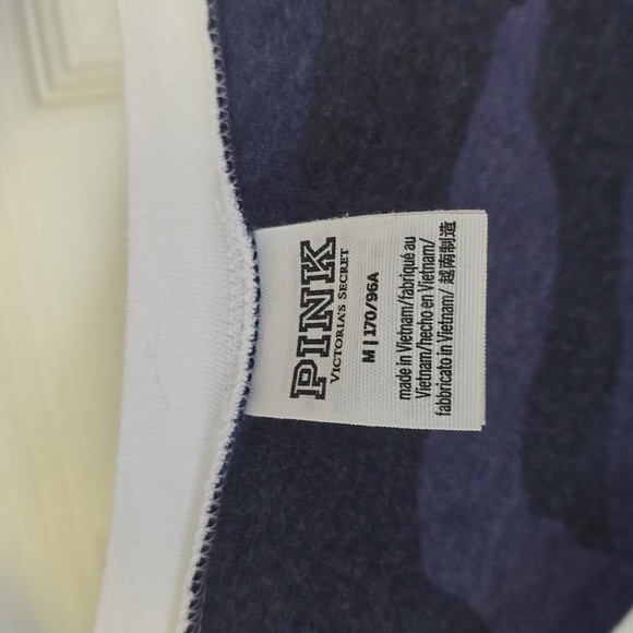 VS Pink Lot of 6 shirts - Picture 13 of 16